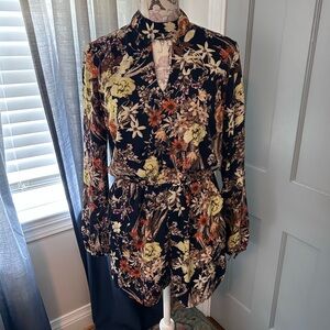 Urban outfitters Floral Women's romper